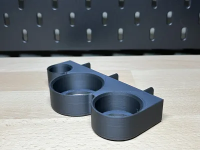 The variant with three wells, one of them smaller
